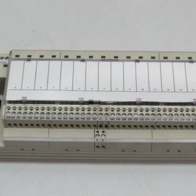 Telemecanique Klemmenblock ABE7-R16T210 Top Zustand