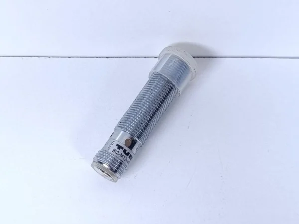 TURCK Bi2-M12-VP6X-H1141 induktiver Sensor UNUSED