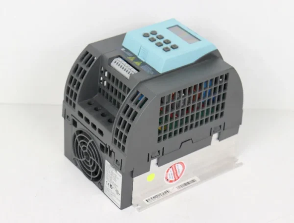 Siemens Sinamics G110 CPM110 AIN 6SL3211-0AB21-5AA0 1,5kW 230V TOP ZUSTAND
Wird in neuem Fenster oder Tab geöffnet