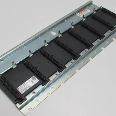 Allen Bradley Bulletin 2904 7 Axis Slim Power Rail 2094-PRS7 Ser. A TOP ZUSTAND