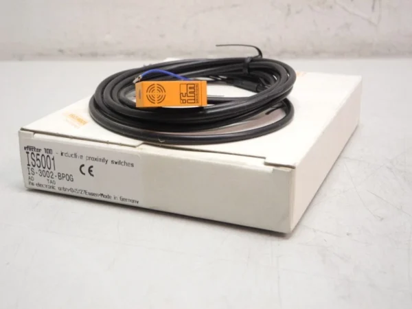 IFM EFECTOR IS-3002-BP0G IS5001 INDUCTIVE PROXIMITY SWITCH SENSOR UNUSED & OVP