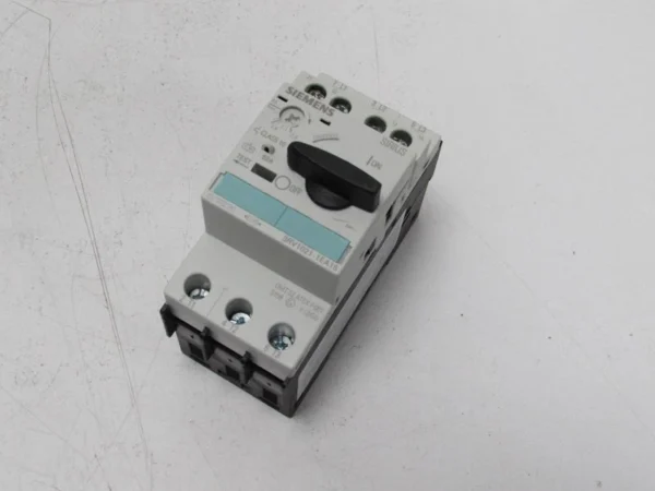 Siemens SIRIUS 3RV1021-1EA15 UNUSED
Wird in neuem Fenster oder Tab geöffnet