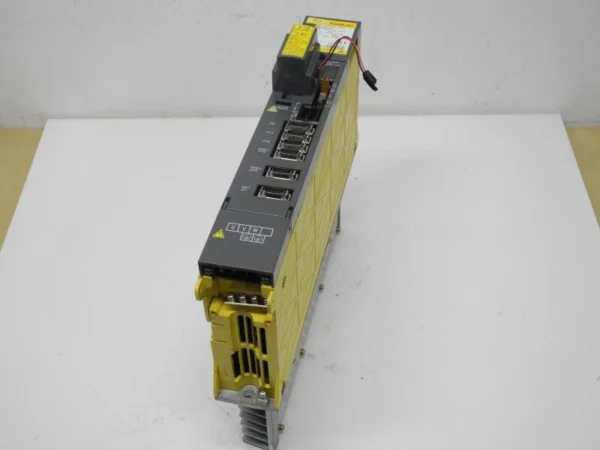 Fanuc Servo Amplifier Module A06B-6079-H103 Laxis 5,9A 1,25kW Top Zustand