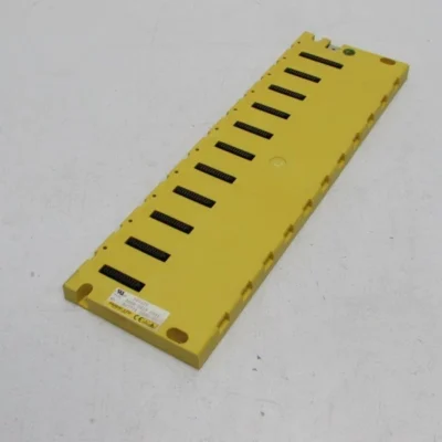 Fanuc A03B-0819-C001 BASE UNIT I/O MODULE 10SLOT ABU10A Top Zustand