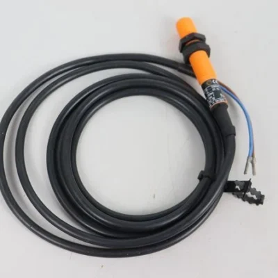 IFM Electronics Induktiver Sensor IF0002 IF-2002-BBOW TOP ZUSTAND