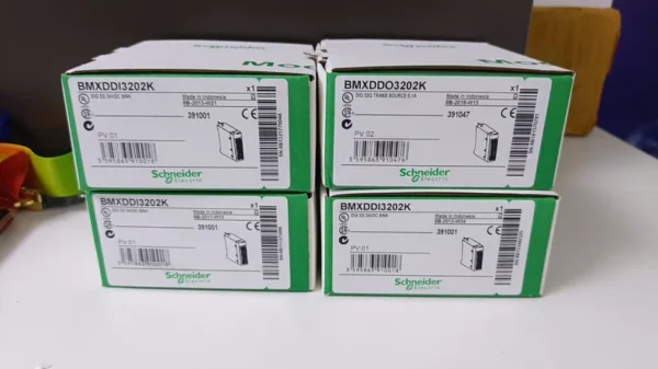 Schneider BMXDDO3202K  PLC Module
