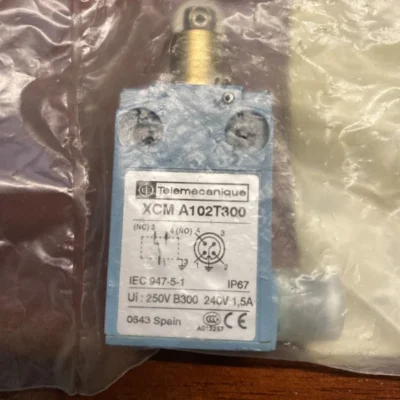 XCMA102T300